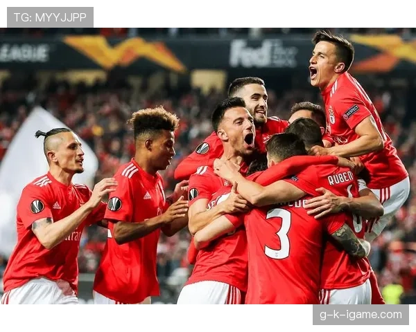 阿贾克斯欧战竞争力是否恢复,对欧冠资格竞争格局带来阶段性变化