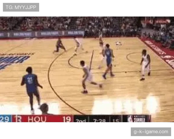 周琦家里到底多阔气？光车库就让人怀疑人生了吧！